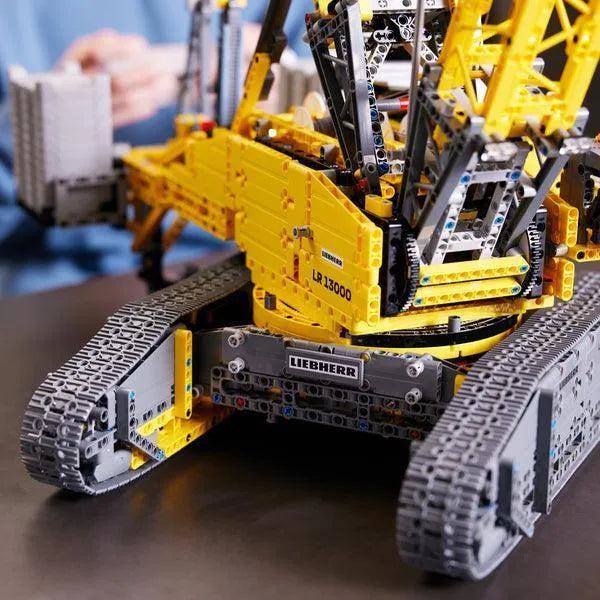 LEGO Liebherr Crawler Crane LR 13000 42146 Technic LEGO TECHNIC @ 2TTOYS | Official LEGO shop😊🥰 LEGO €. 577.98