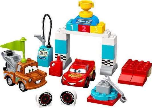 LEGO Lightning McQueen's Race Day 10924 CARS LEGO CARS @ 2TTOYS LEGO €. 29.99