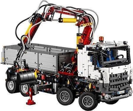 LEGO Mercedes Arocs Actros vrachtwagen met kraan 42043 Technic (USED) LEGO TECHNIC @ 2TTOYS LEGO €. 249.99