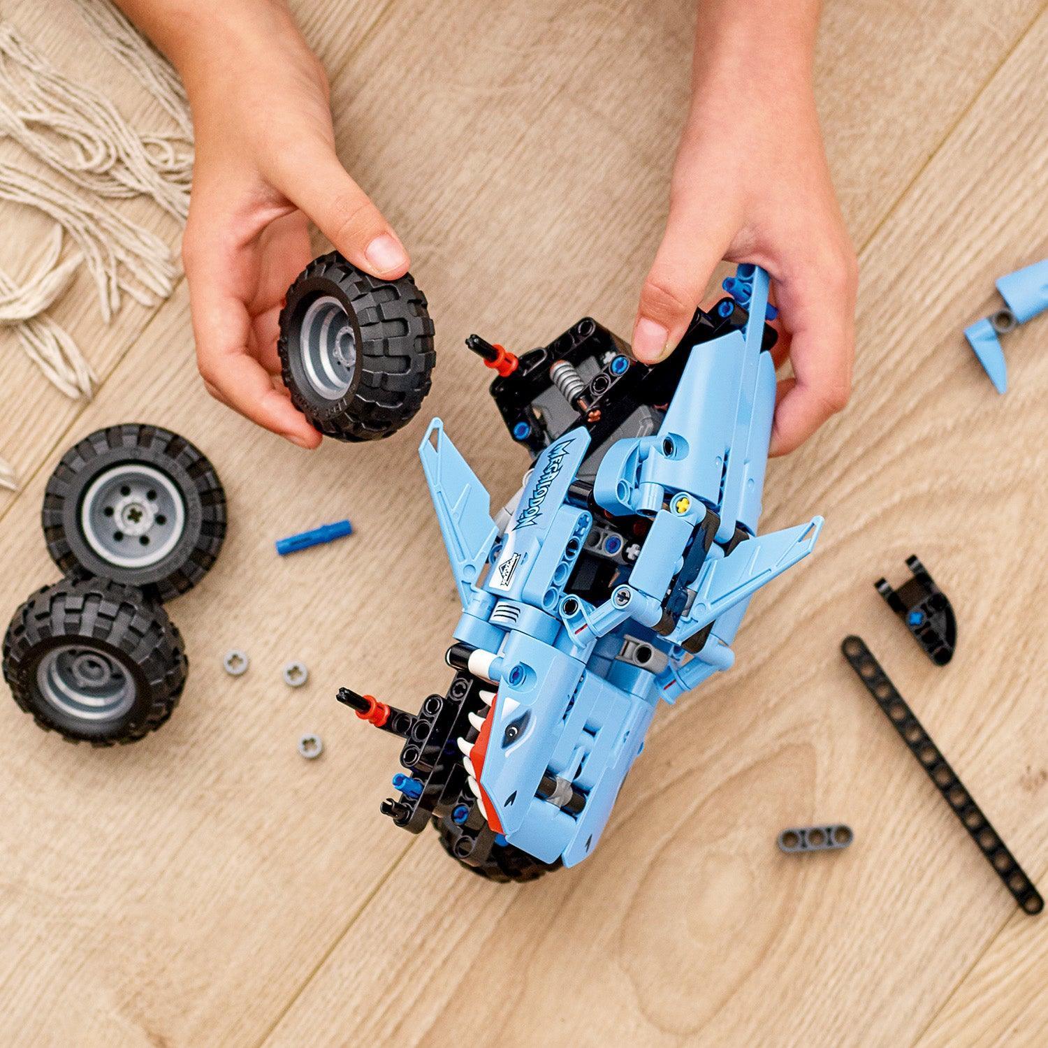LEGO Monster Jam Truck Megalodon 42134 Technic | 2TTOYS ✓ Official shop<br>