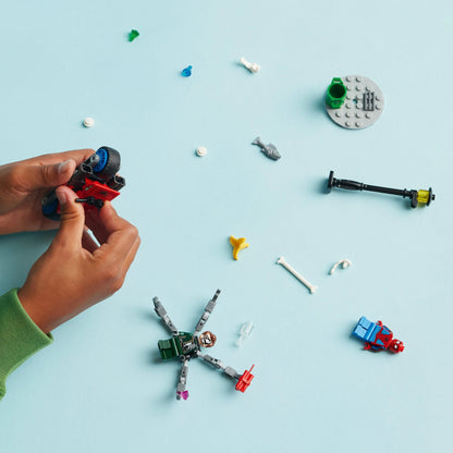 LEGO Motorcycle Chase: Spider-Man vs. Doc Ock 76275 Superheroes LEGO Super Heroes Marvel @ 2TTOYS | Official LEGO shop😊🥰 LEGO €. 9.99