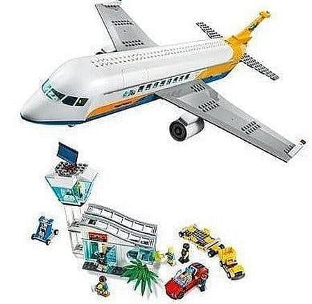 LEGO Passenger Airplane 60262 City LEGO CITY @ 2TTOYS LEGO €. 139.99