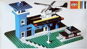 LEGO Police Heliport 560 LEGOLAND LEGO LEGOLAND @ 2TTOYS LEGO €. 29.99
