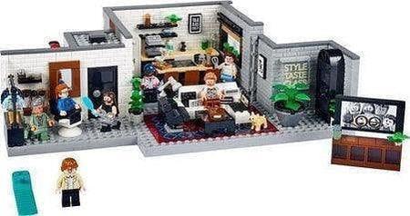 LEGO Queer Eye – The Fab 5 loft 10291 Creator Expert LEGO IDEAS @ 2TTOYS LEGO €. 114.99