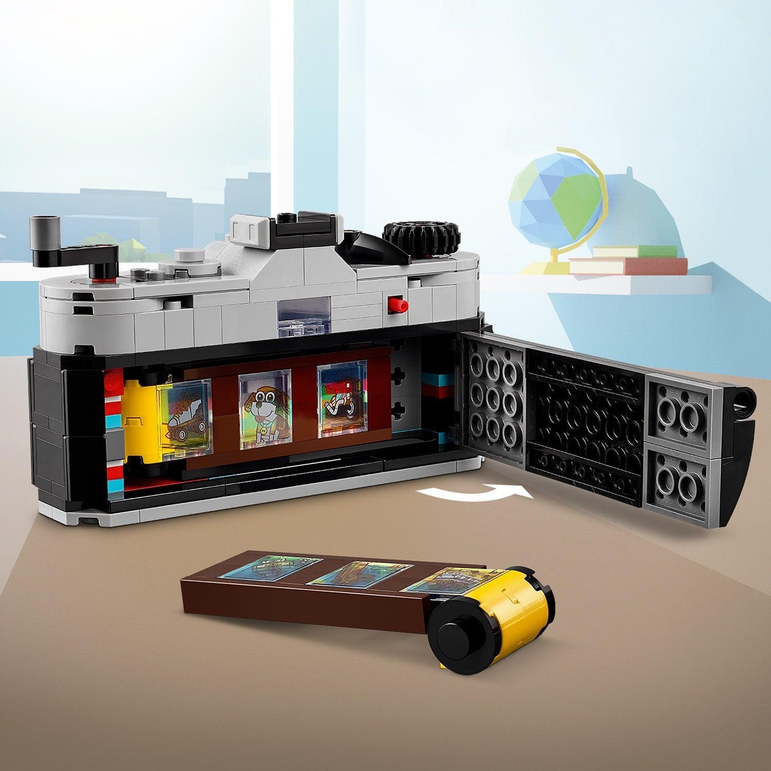 LEGO Retro Camera 31147 Creator 3 in 1 LEGO CREATOR 3 IN 1 @ 2TTOYS LEGO €. 19.99