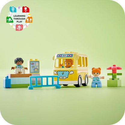LEGO Ritje met de bus 10988 Duplo LEGO DUPLO @ 2TTOYS LEGO €. 16.99