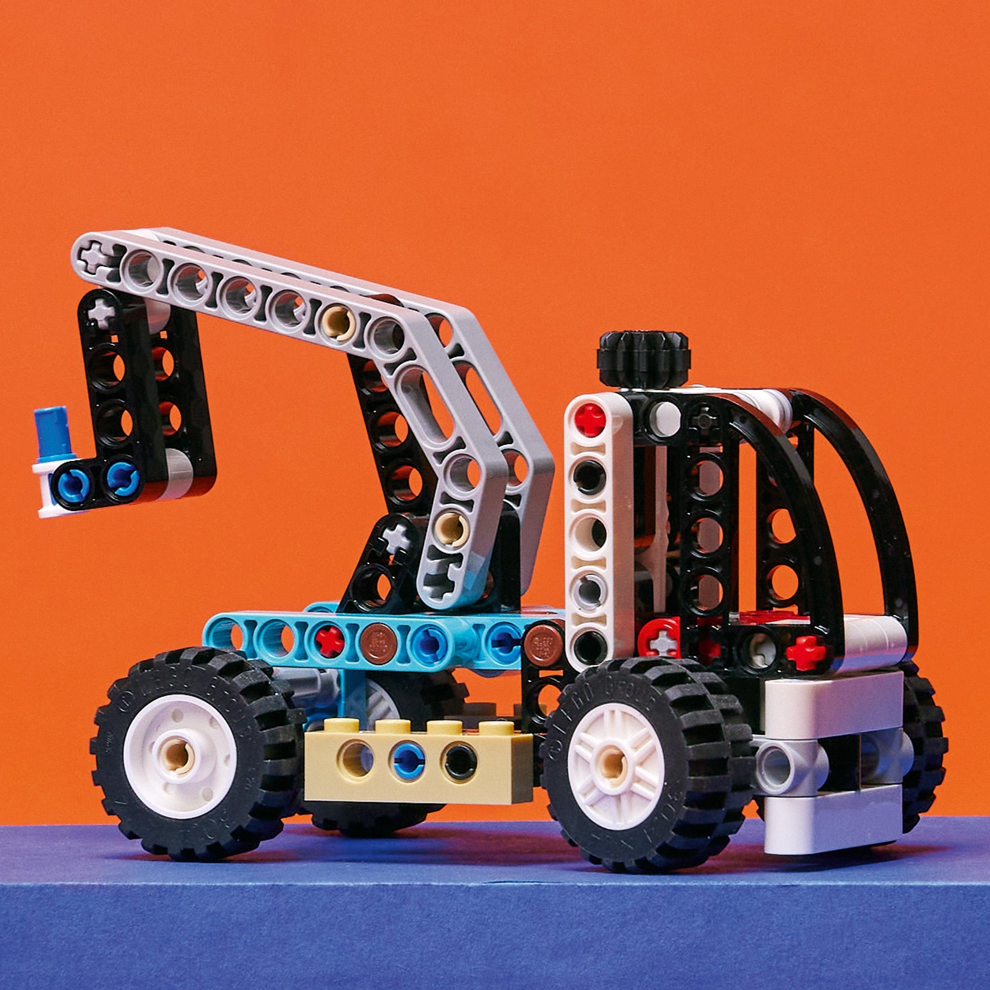 LEGO Telehandler verreiker 42133 Technic LEGO TECHNIC @ 2TTOYS LEGO €. 9.99