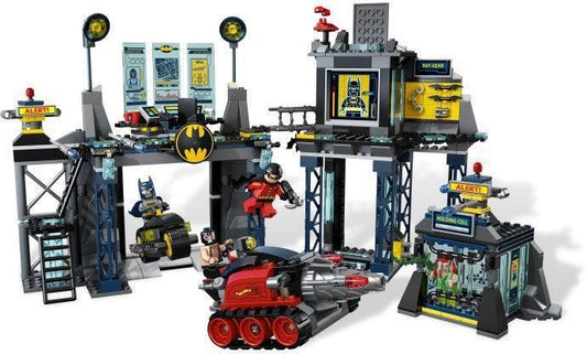LEGO The Batcave 6860 DC Comics Super Heroes LEGO The Batcave 6860 DC Comics Super Heroes 6860 @ 2TTOYS LEGO €. 69.99