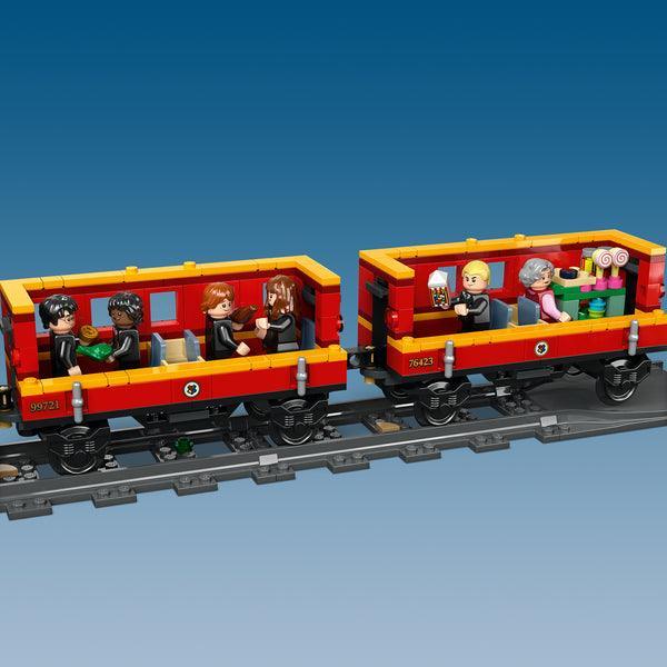 LEGO Zweinstein Express™ en Zweinsveld™ station 76423 Harry Potter LEGO HARRY POTTER @ 2TTOYS LEGO €. 134.99