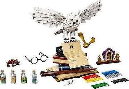 LEGO Zweinstein Iconen 76391 Harry Potter (€. 15,00 per week + €. 50,00 borg) LEGO HARRY POTTER @ 2TTOYS LEGO €. 15.00