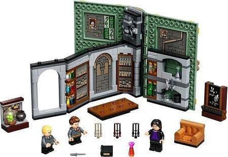 LEGO Zweinstein Moment boek: Toverdrankenles 76383 Harry Potter | 2TTOYS ✓ Official shop<br>