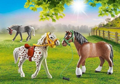 PLAYMOBIL Set met 3 paarden 70683 Country PLAYMOBIL @ 2TTOYS PLAYMOBIL €. 6.99